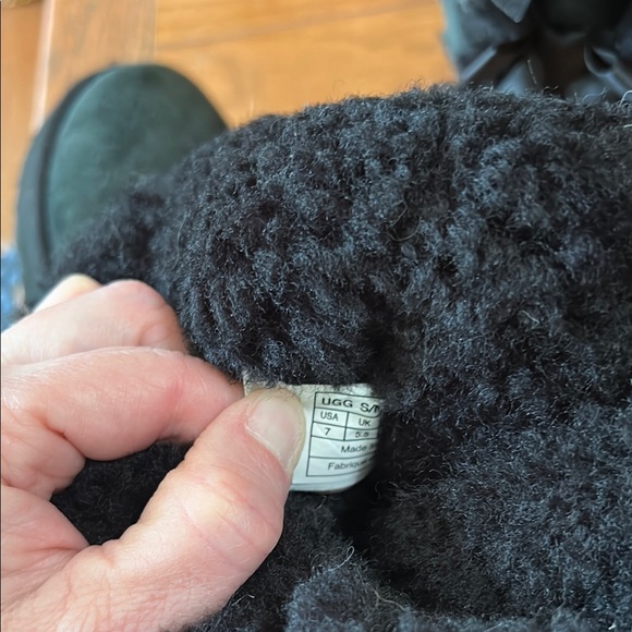 UGG Black Bailey Bow Boots - Picture 9 of 12